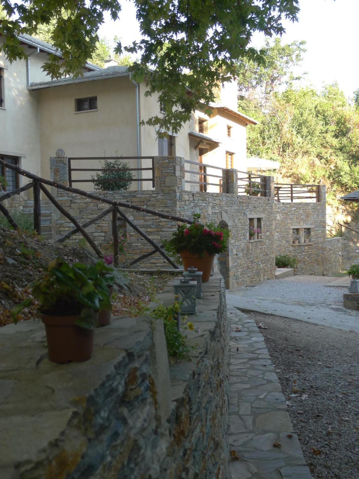 Vergopoulos Oliveyard Mouresi Exterior photo